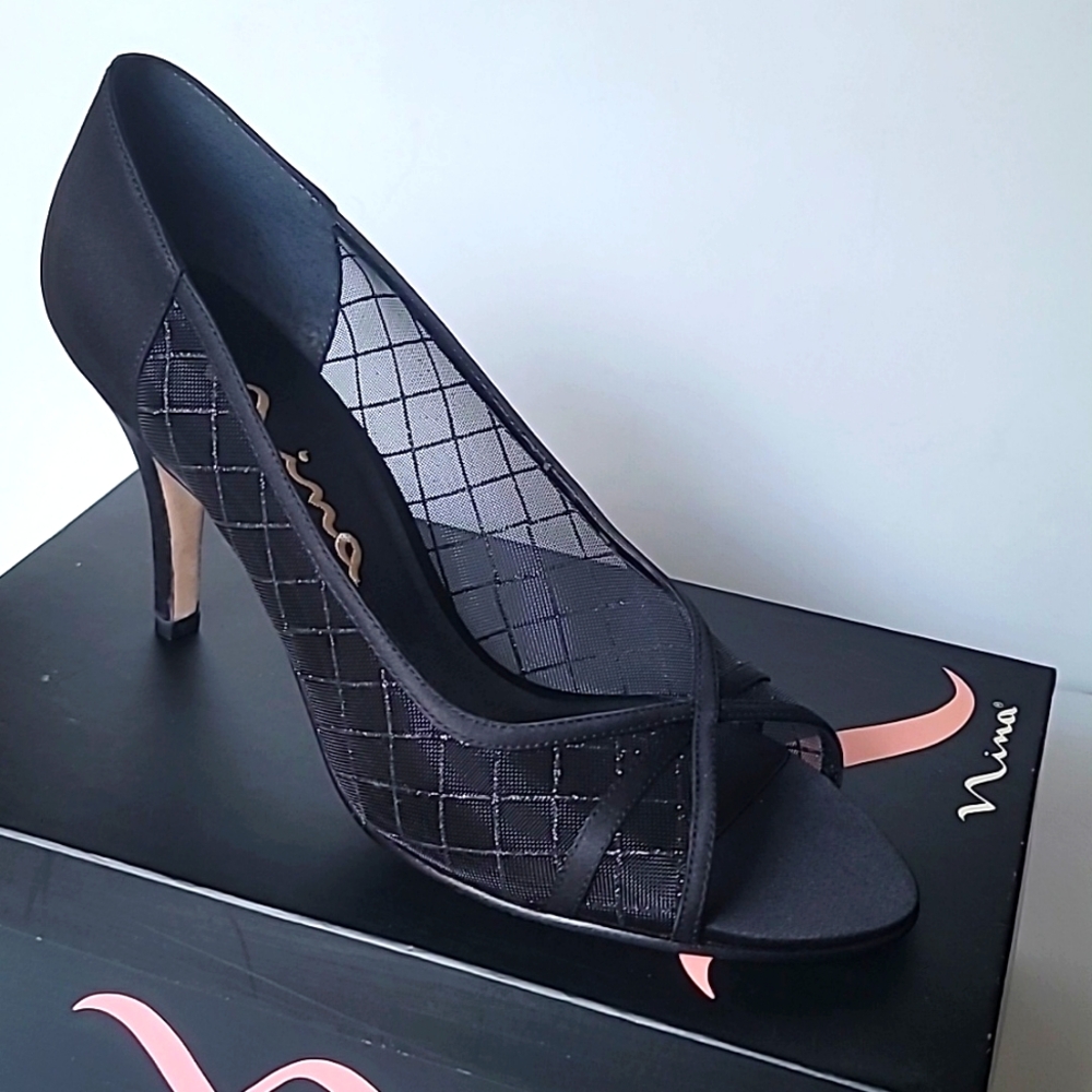 NWB Nina Open Toe Satin and Mesh Heels, Size 9.5M - Picture 8 of 9